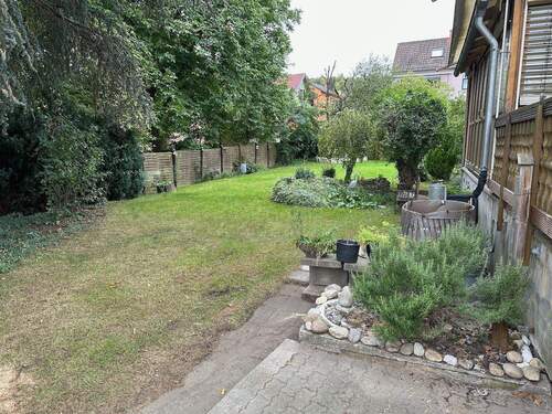 Garten - Terrassenwohnung mit 115,00 m&sup2; in Margetshöchheim zur Miete