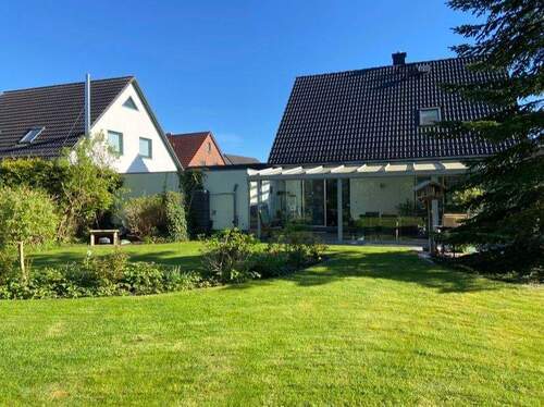 Gartenansicht - 5 Zimmer Einfamilienhaus in Neubrandenburg