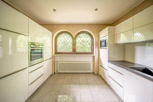 Küche - Bungalow mit 177,00 m&sup2; in Gilching zum Kaufen