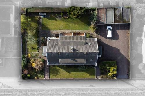 Drohne - Mehrfamilienhaus, Wohnhaus mit 205,00 m&sup2; in Bochum zum Kaufen
