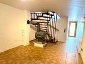Eingangsbereich / Kaminzimmer im EG - 4 Zimmer Reihenmittelhaus in Kenzingen