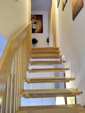 Holztreppe zum OG - 