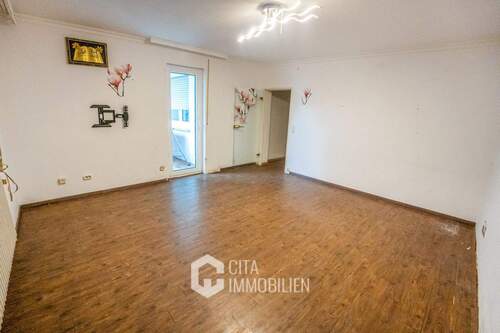 Wohnzimmer - 3 Zimmer Etagenwohnung zum Kaufen in Maintal