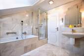 Badezimmer DG - 