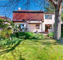 Freistehendes Einfamilienhaus mit Dachterrasse, Garten und viel Platz auf drei Etagen - Berlin Lichtenrade