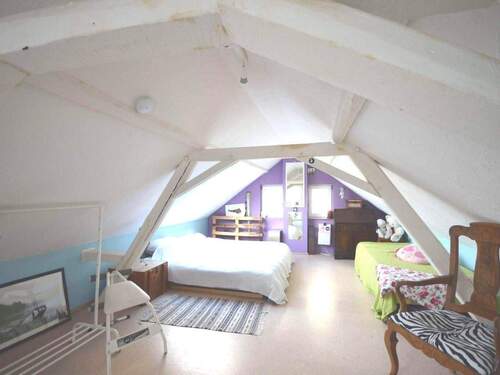 Kinder- oder Gästezimmer im DG - 