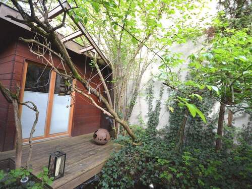 Entspannung in der grünen Oase - 