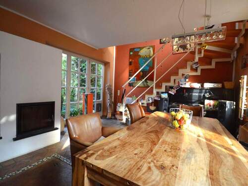 Wohnküche mit Kamin - 4 Zimmer Einfamilienhaus zum Kaufen in Bonn