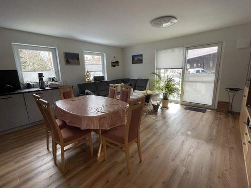 Einblicke - 3 Zimmer Etagenwohnung zum Kaufen in Reichling