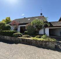 Gepflegtes Einfamilienhaus mit Garage in toller Lage von Ormesheim - Mandelbachtal