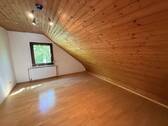 Zimmer OG/DG - Einfamilienhaus mit 148,00 m&sup2; in Mandelbachtal zum Kaufen