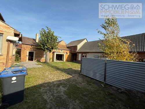 Hof mit Nebengelass - Einfamilienhaus mit 110,00 m² in Neuhausen/Spree Laubsdorf zum Kaufen