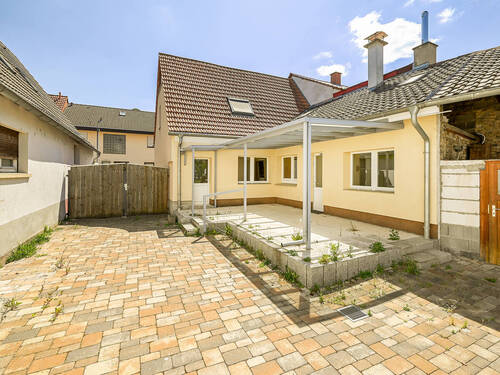 Fassade Terrasse - 3 Zimmer Doppelhaushälfte in Oberhausen-Rheinhausen