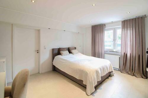Schlafzimmer 1. EG - 