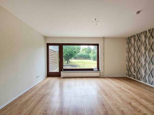 Wohnzimmer im EG - 
