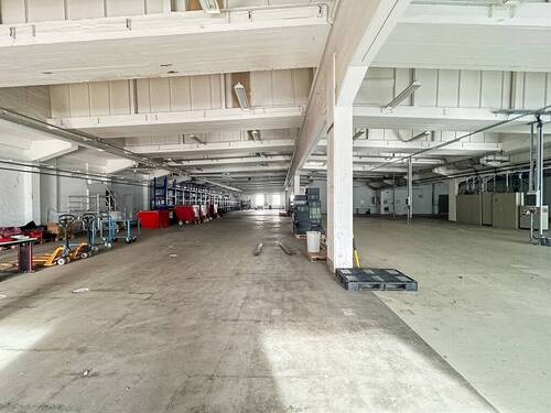 Halle Innenansicht - 