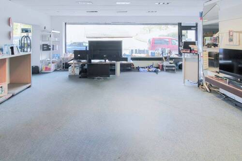 Ladenlokal Raum 1 - Gewerbeobjekt (Büro, Produktion, Verkauf) in Ratingen