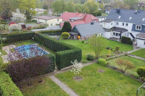 Nicht einsehbarer Pool - 