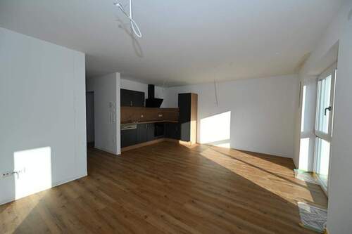 Offen gestaltet - Etagenwohnung mit 84,40 m&sup2; in Seubersdorf zur Miete