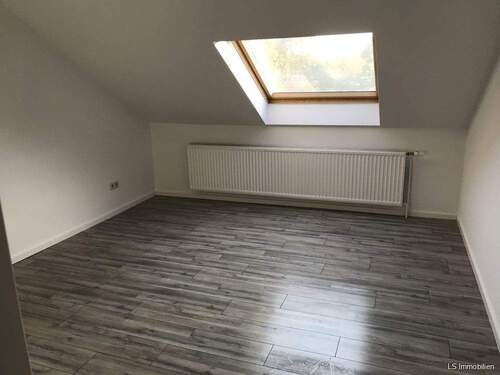 Schlafzimmer - 3 Zimmer Etagenwohnung in Rastede / Wahnbek