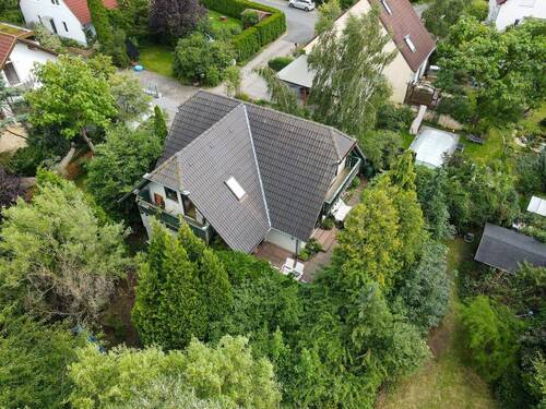 Drohnenansicht - Einfamilienhaus mit 175,00 m&sup2; in Dresden zum Kaufen