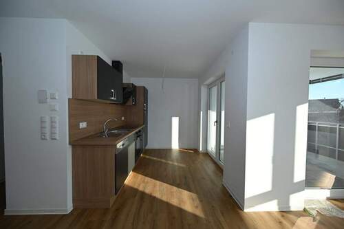 Einbauküche inklusive - 2 Zimmer Etagenwohnung in Seubersdorf