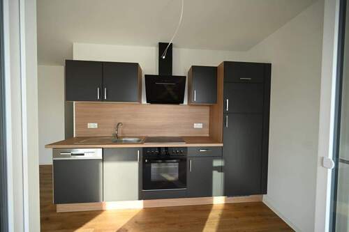 Mit allen E-Großgeräten - Etagenwohnung mit 60,90 m&sup2; in Seubersdorf zur Miete