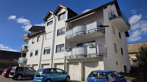 Bild 1 - Eigentumswohnung mit Balkon in ruhiger Lage