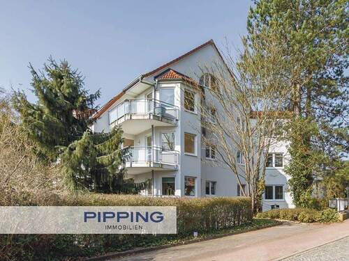 Titelbild - Zentrumsnah gelegen: 'Großzügige Eigentumswohnung im Herzen von Reinbek'