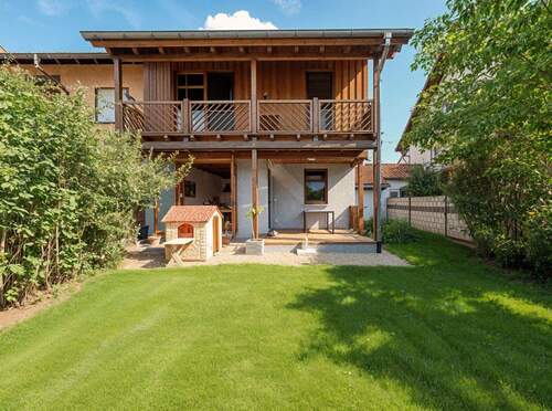 Garten - Verbessert - (KI generiert) - 