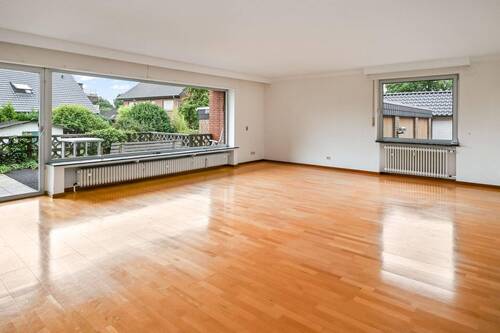 Wohn- & Esszimmer Erdgeschoss - 9 Zimmer Mehrfamilienhaus, Wohnhaus in Steinhagen