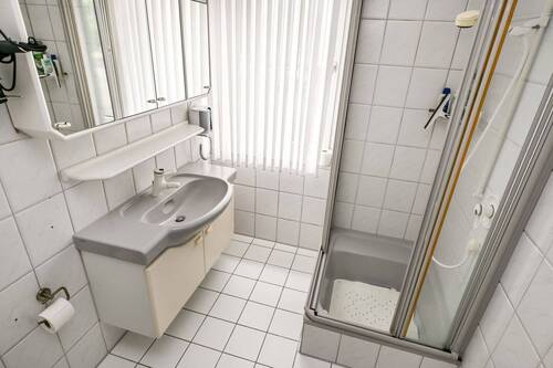 Badezimmer Erdgeschoss - 