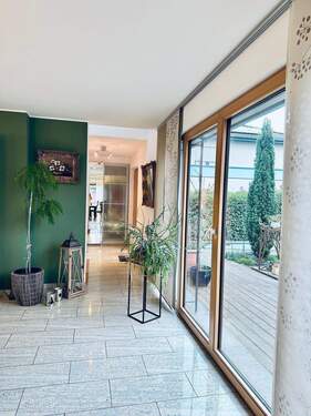 und Zugang zur Gartenoase - Einfamilienhaus mit 225,00 m² in Hetzerath zum Kaufen