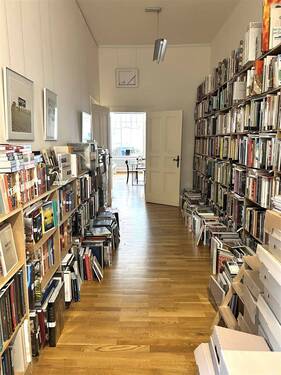 Mittlerer Raum Blick nach Vorne - 