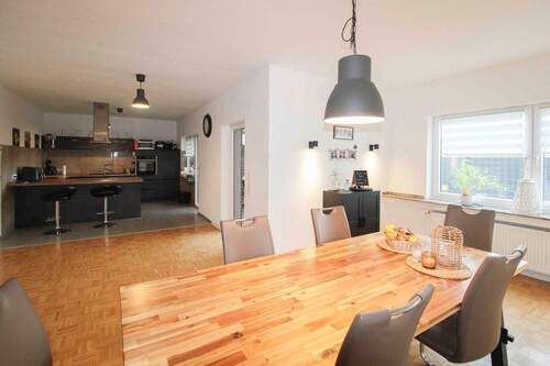 Küche inkl. Esszimmer - 