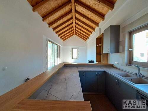 Küche - 3 Zimmer Mehrfamilienhaus, Wohnhaus zum Kaufen in Vamos Village