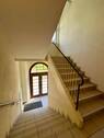 Flur mit Treppe - 