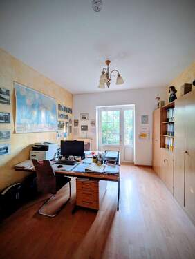 Büro mit Terrassentür - 