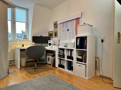 Zimmer 2 - 