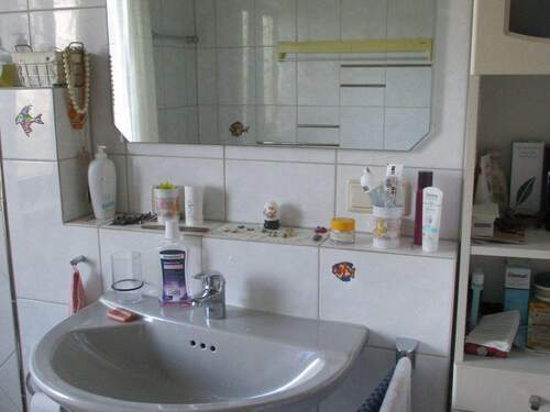 Badezimmer - Etagenwohnung mit 89,00 m² in Gottmadingen zum Kaufen