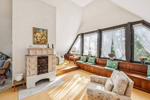 WOHNBEREICH – DECKENHÖHE BIS CA. 3,90 M - 