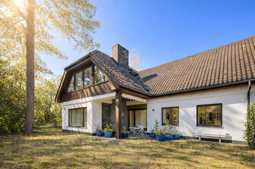 VORDERE HAUSANSICHT - DAMALS WIE HEUTE - ARCHITEKTUR-PERLE in der Gartenstadt Frohnau