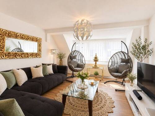 Wohnzimmer - Etagenwohnung mit 65,00 m&sup2; in Nürnberg zum Kaufen