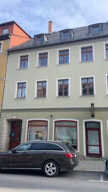 Saalstraße 40 - Vermietetes Wohn- und Geschäftshaus in der Kreisstadt