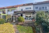 Außenbild 1 - Gepflegtes Reihenmittelhaus mit Garten in ruhiger Lage von Nürnberg-Laufamholz