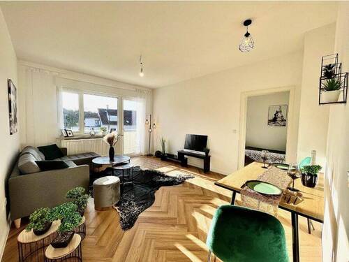 Wohnzimmer - Wohnen im Hain - sofort bezugsfrei!