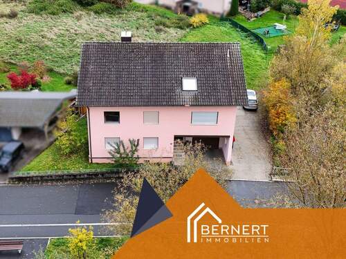 Frontansicht - 1 Zimmer Mehrfamilienhaus, Wohnhaus zum Kaufen in Lichtenfels