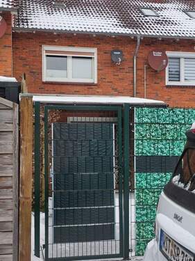 Stellplatz mit Zugang zum Garten - 3 Zimmer Reihenmittelhaus in Bad Zwischenahn