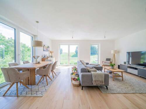 Wohnen - 6 Zimmer Doppelhaushälfte zum Kaufen in Seefeld