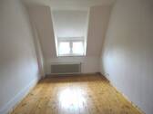 Wohnzimmer - Modernisierte Altbauwohnung in der Oststadt mit Balkon